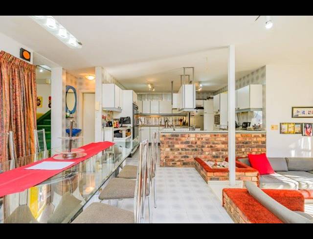 4 BEDROOM HOUSE FOR SALE IN RESERVOIR HILLS